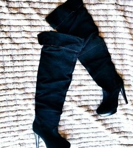 Over the knee leather boots